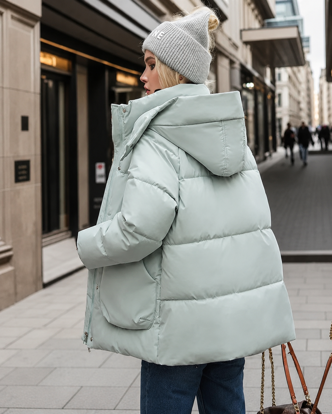 Hainie Women's Oversized Puffer Jacket – Hooded Water-Resistant Winter Coat