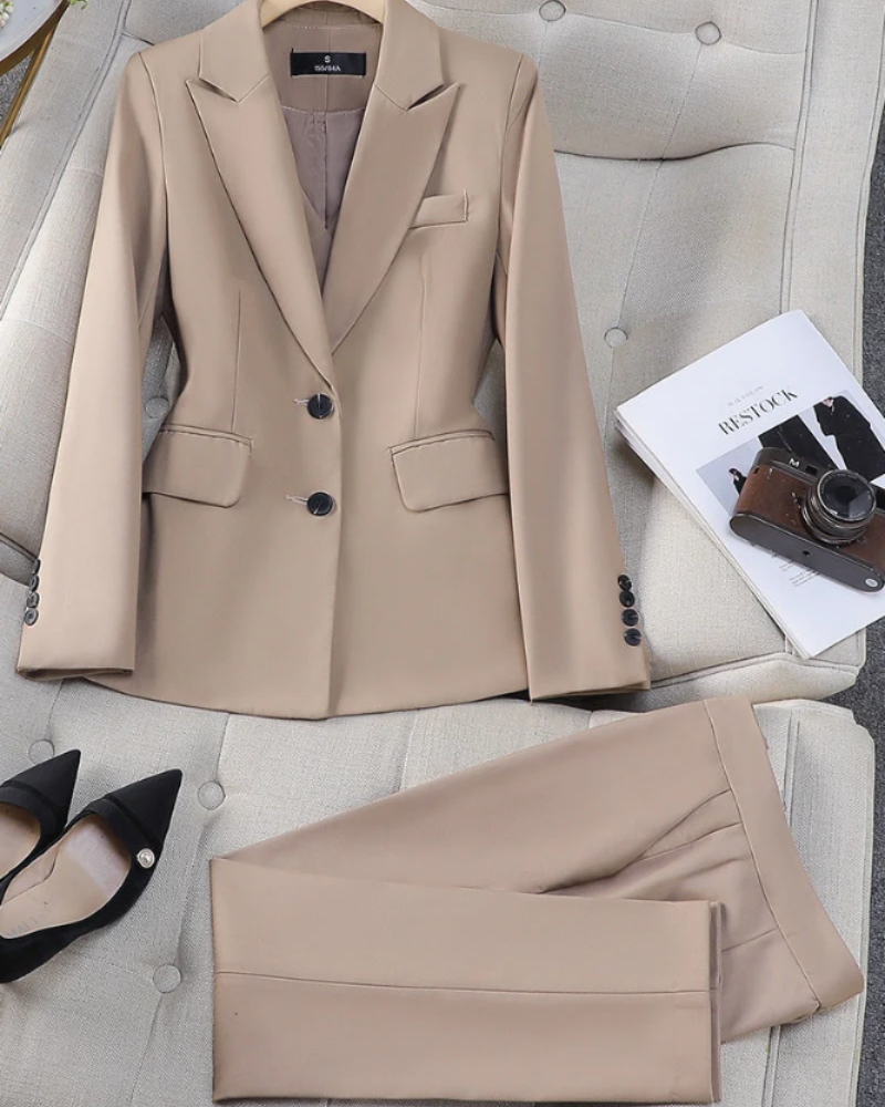Caroline Women's Blazer & Pants Set – Tailored 2-Piece Suit for Work & Events