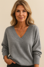 Zeyann Women's Cashmere Sweater – V-Neck Regular Fit Luxury Knit Pullover