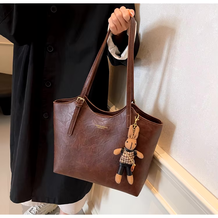 Emma Women’s Tote Bag – Vintage Vegan Leather Shopper with Spacious Elegant Design
