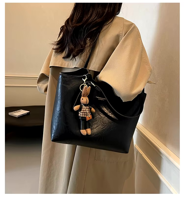 Emma Women’s Tote Bag – Vintage Vegan Leather Shopper with Spacious Elegant Design