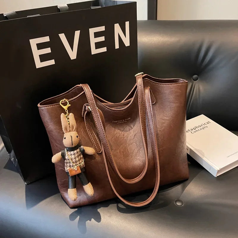 Emma Women’s Tote Bag – Vintage Vegan Leather Shopper with Spacious Elegant Design