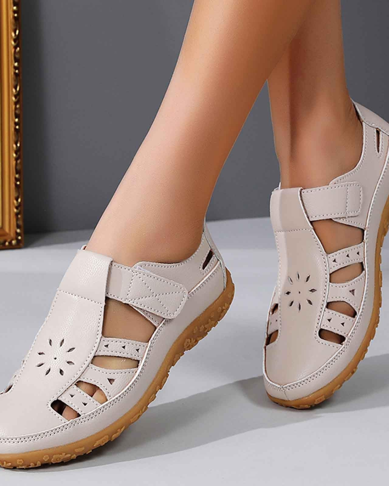 Ivy Women's Closed Toe Sandals – Breathable Cut-Out Sandals for Summer Walking
