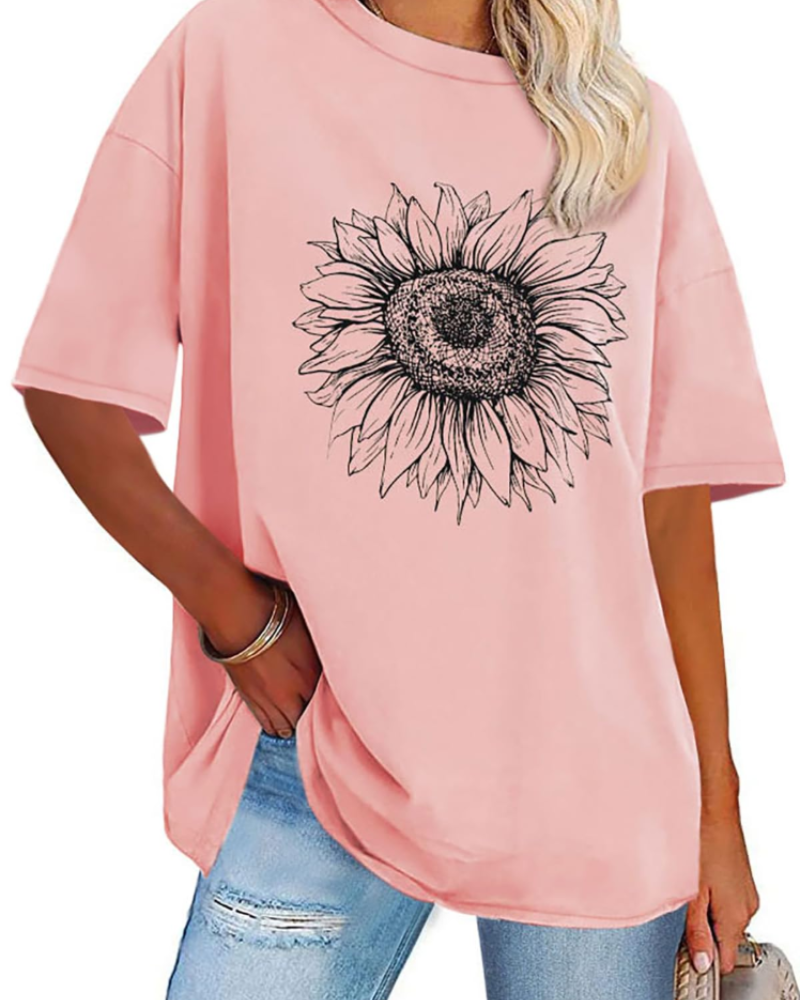 Mia Women's Oversized Graphic T-Shirt – Crew Neck Loose Fit Tee for Streetwear