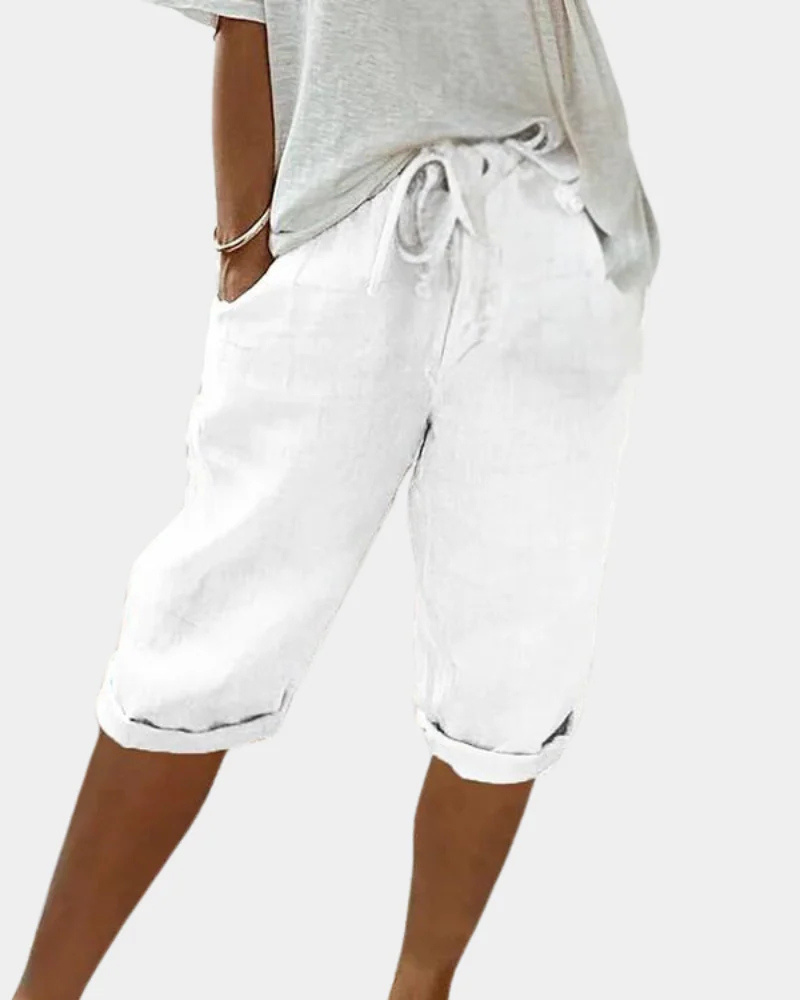 Elara Women's Summer Shorts – Breathable Stretch Fit with Elastic Waist & Side Pockets