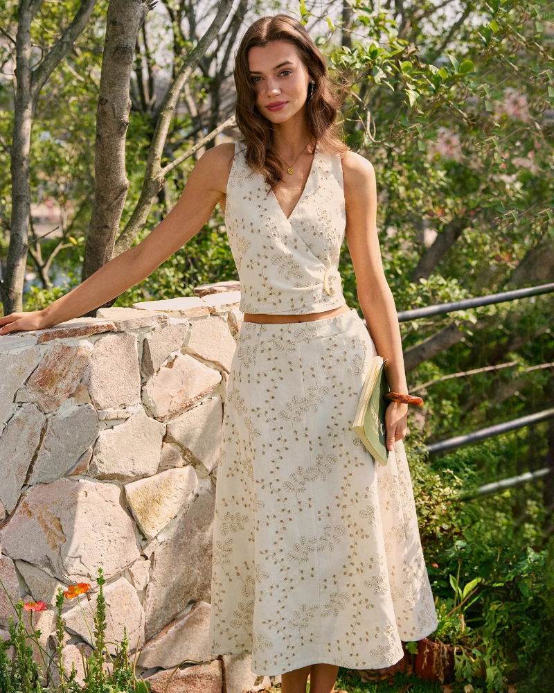 Daphne Women's Embroidered Midi Skirt – Beige Flowy Design with Feminine Detail
